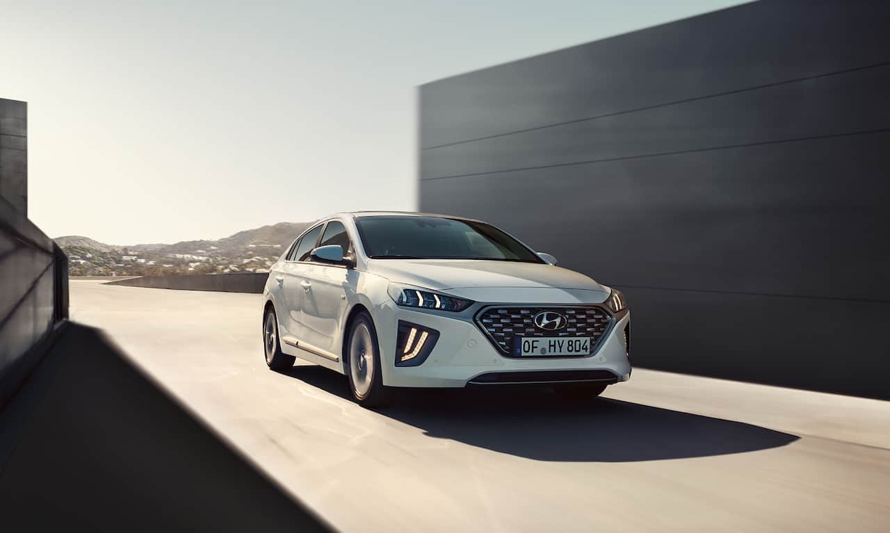 Hyundai IONIQ hybrid